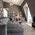 Vintage 1-bedroom Oasis Center Lisboa