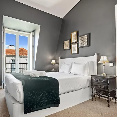 Vintage 1-bedroom Oasis Center *