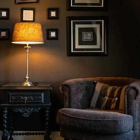 Vintage 1-bedroom Oasis Center * Lisboa