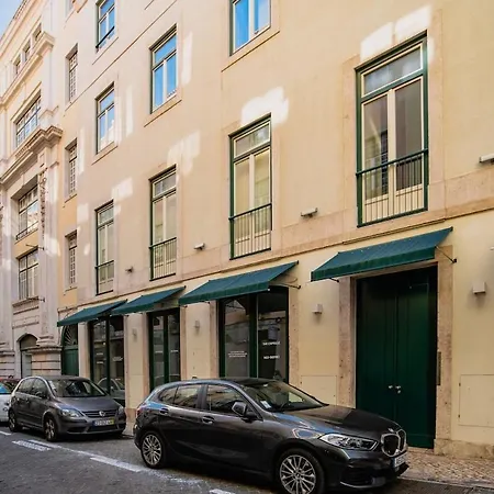 Vintage 1-bedroom Oasis Center